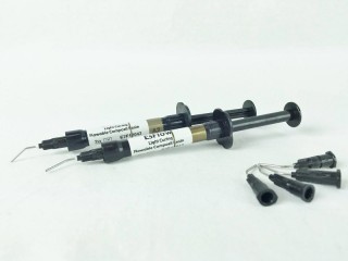 Материал жидкотекучий композиционный светоотверждаемый EsFlow®